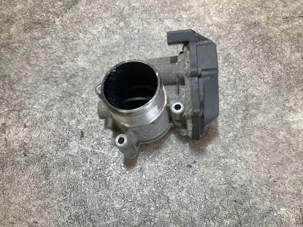 Kaasutin Audi OEM 1210112345 2.0L Diesel 110kW image 2