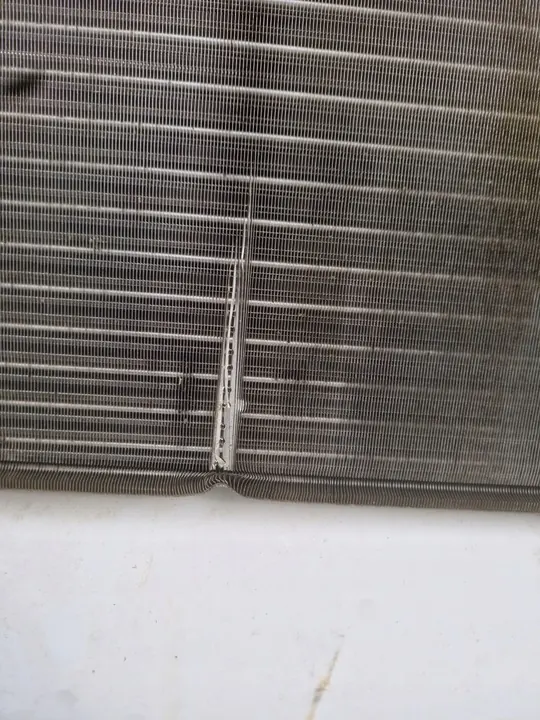 Radiador de agua VW Polo 6N0121201C image 3