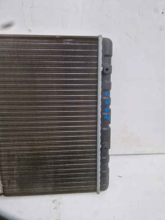 Radiador de agua VW Polo 6N0121201C image 4