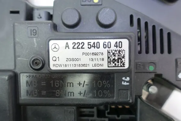 Zekeringkast Mercedes S W222 OEM A2225406040 image 5