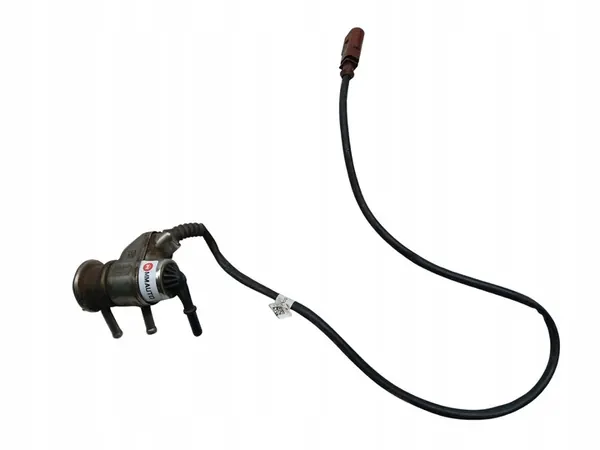 INJECTEUR ADBLUE AUDI A4 B8 A5 8T Q5 8R 2.0 TDI image 2