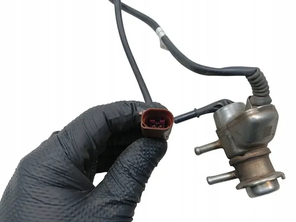 INJECTEUR ADBLUE AUDI A4 B8 A5 8T Q5 8R 2.0 TDI image 5