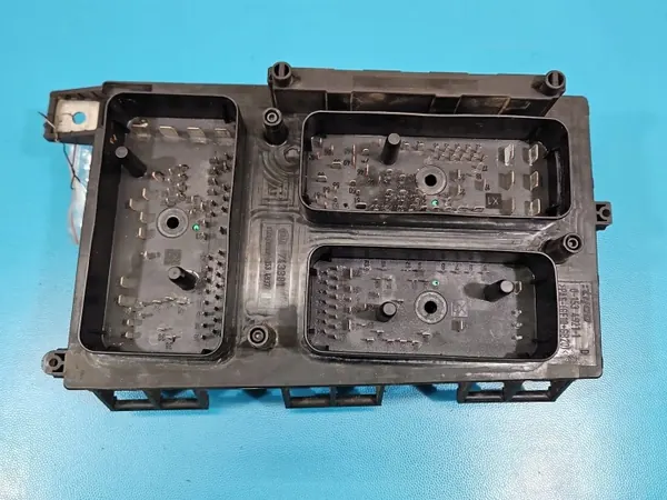 Zekeringkast Opel Zafira B 5DK008668-52 13206746 image 4