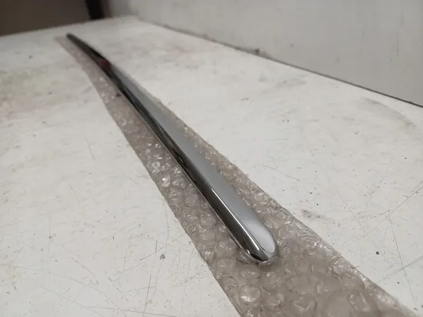 VW Passat B6 VI 05- Left Front Door Trim Chrome 3C0853515C image 3