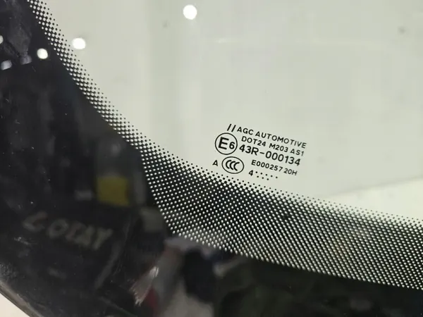 Pare-brise avant Audi OE d'occasion OEM 8V0 8V4 image 3