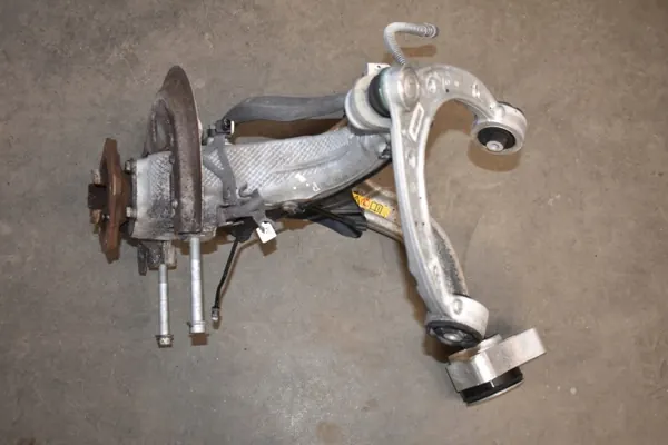 OEM 971407021D etu-oikea jousitus Porsche Panamera image 3