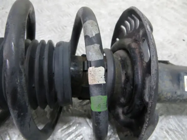 Etuoikea Jousitus OEM 212/302 Audi Q3 8U:lle image 8