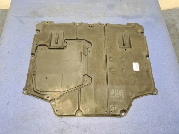 Toyota Motorabdeckung OEM SIMAR-58766- Gebraucht image 2