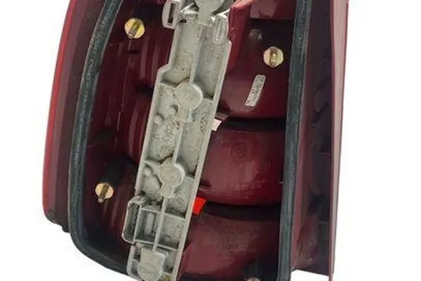 Luz trasera derecha SKODA FABIA I 6Y6945112B image 3