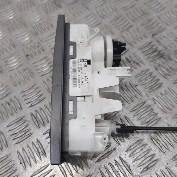 Module de chauffage autonome OPEL MERIVA 93329465 1.7L Diesel 2004 image 4
