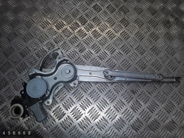 Régulateur de vitre Toyota Auris OEM 8570233010 image 5