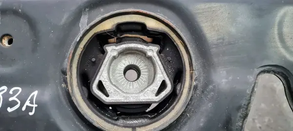 Q3 83A Supporto Sospensione Anteriore 2.0 TFSI 4X4 OEM 3Q0199315F image 5