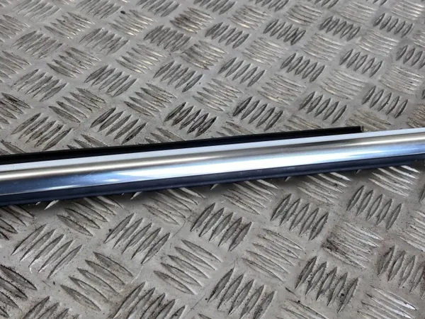 Junta ventana puerta trasera OEM 4H4853764C Audi A8 image 4