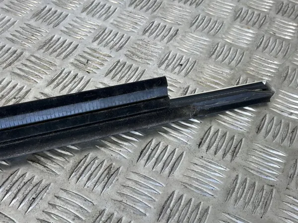 Junta ventana puerta trasera OEM 4H4853764C Audi A8 image 6