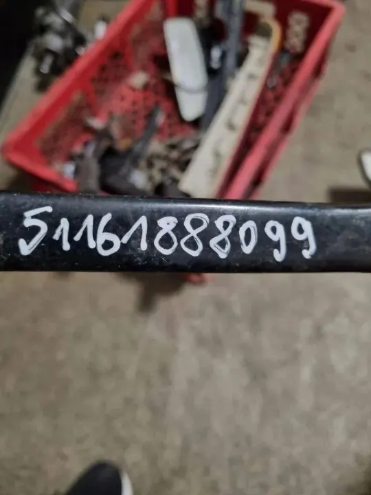 Poignée avant droite OEM 51161888099 BMW 3 E30 image 3