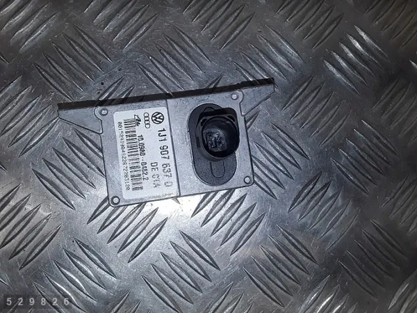 2002 Audi A3 8L ECU 1J1907637D image 3