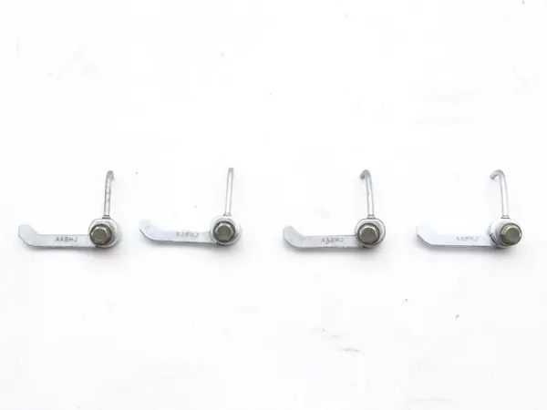 Buse d'huile DAF LF 45/55 3.9 - Pièce OEM d'occasion image 4