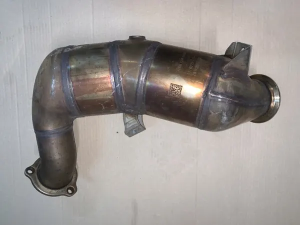 Catalyseur DPF droit Porsche Macan 95B OEM 95B254350 image 3