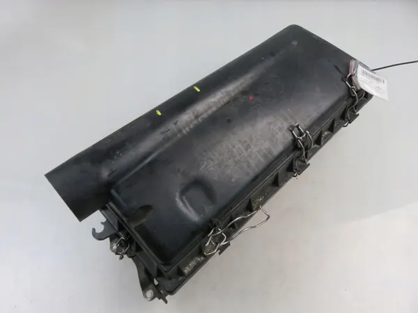 Ilmansuodattimen Kotelo Mercedes Kombi S124 3.0 D image 6