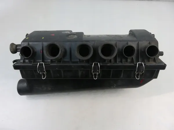 Ilmansuodattimen Kotelo Mercedes Kombi S124 3.0 D image 8