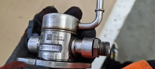 Audi Q5 SQ5 2023 Hochdruckkraftstoffpumpe 06Q127025R image 10