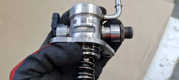 Audi Q5 SQ5 2023 Hochdruckkraftstoffpumpe 06Q127025R image 5