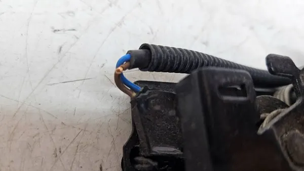 Motorhuvslås SEAT SKODA VW AUDI 6J0823509C image 3