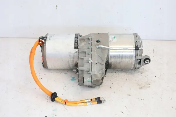Motor elétrico Tesla Model S 12-21 OEM 1002633-01-H image 2