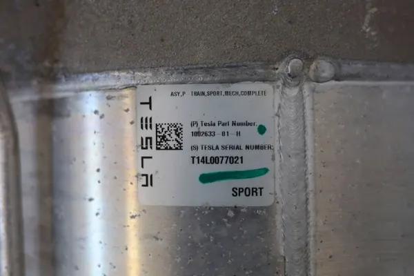 Motor elétrico Tesla Model S 12-21 OEM 1002633-01-H image 4