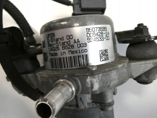 Pompe à vide OEM 95073599 pour Opel Mokka 1.4 Turbo image 3