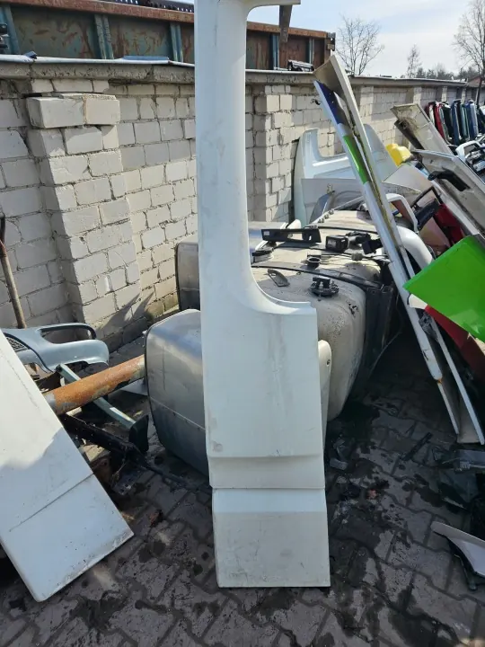 DAF XF 106 Kabinen-Spoiler rechte Seite OEM 1836001 image 2