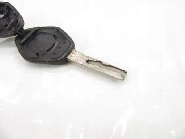 Cilindro de fechadura BMW E60 E61 OEM 2003-2005 image 9