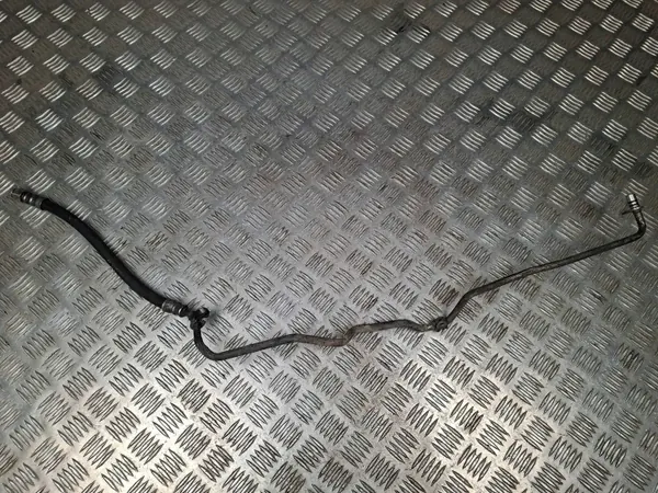 Mercedes-Benz Oliekoelerleiding OEM A6421800131 image 5