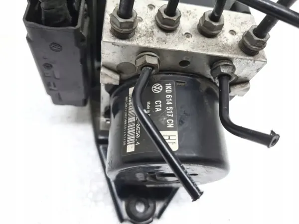 Pompe ABS OEM 1K0614517CN pour Skoda Octavia II image 4