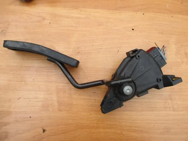 Gaspedal-Positionssensor Opel Vectra B image 9