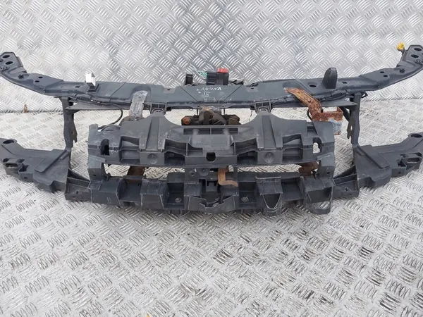 Frontverstärkungsstange Renault Laguna III image 3