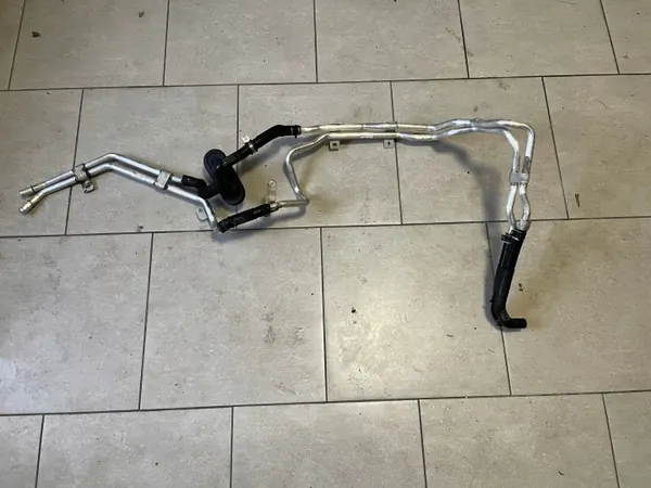 Koelslangen OEM 4M0121083K 9Y0122909B voor Porsche Cayenne image 2