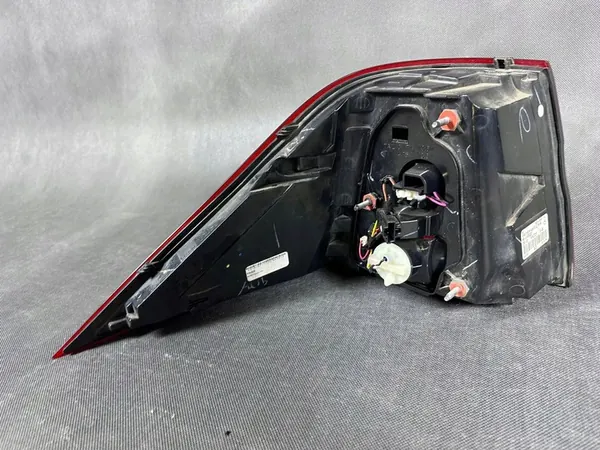 Luz trasera derecha Mercedes A1669063201 image 4