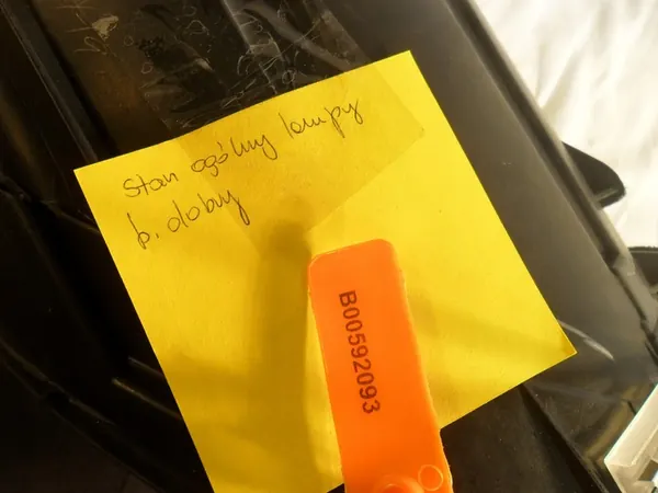 Vasen Etuvalo Volkswagen Beetle 2005- 1C0941029M image 3