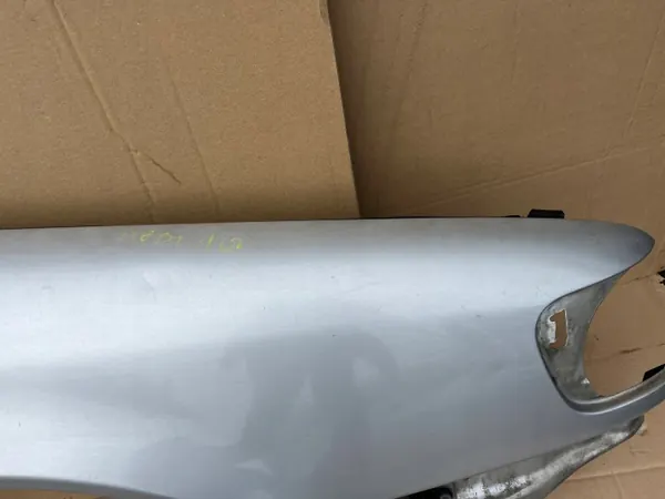 Oikea etulokasuoja OEM PRAWY PRZEDNI BŁOTNIK AUDI 100 1990-1994 image 4