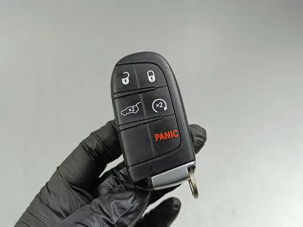 Clé ou carte Jeep Grand Cherokee 2021 FOB46183 image 1