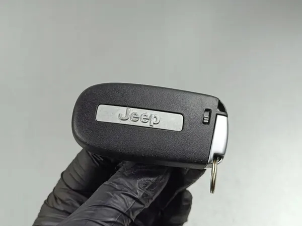 Clé ou carte Jeep Grand Cherokee 2021 FOB46183 image 3
