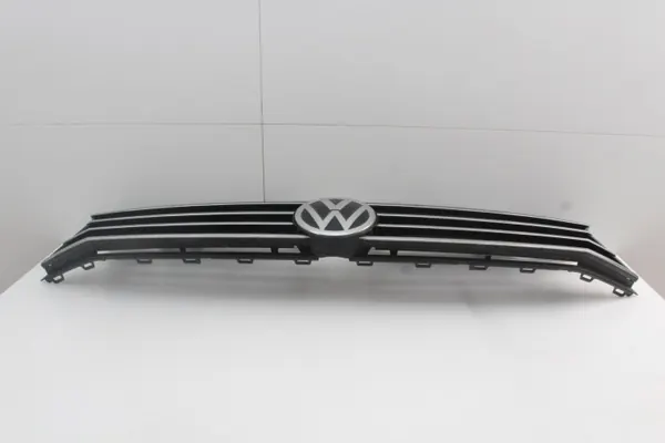 Puskurin ritilä OEM 375483175 VW Passat B8 2014-2019 image 6