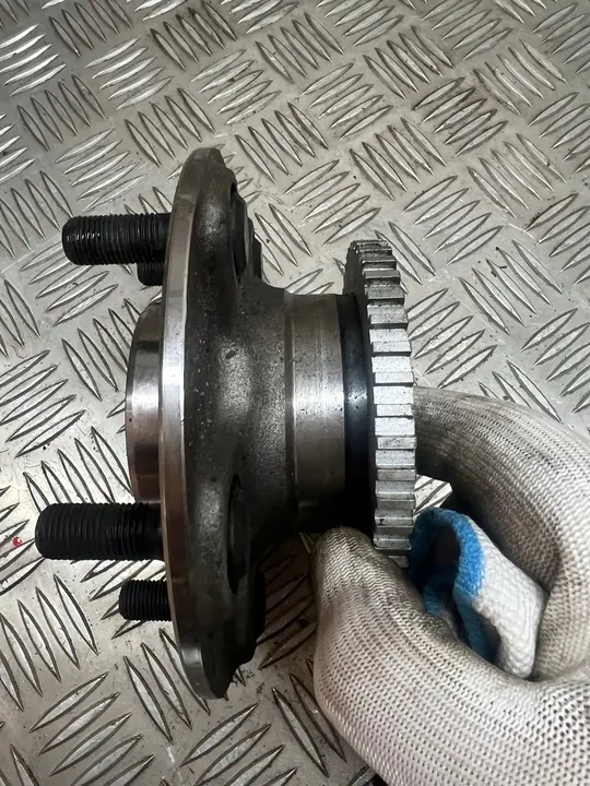 Mozzo Ruota Posteriore Nissan Primera P12 02-07 OEM 36-01086P image 3