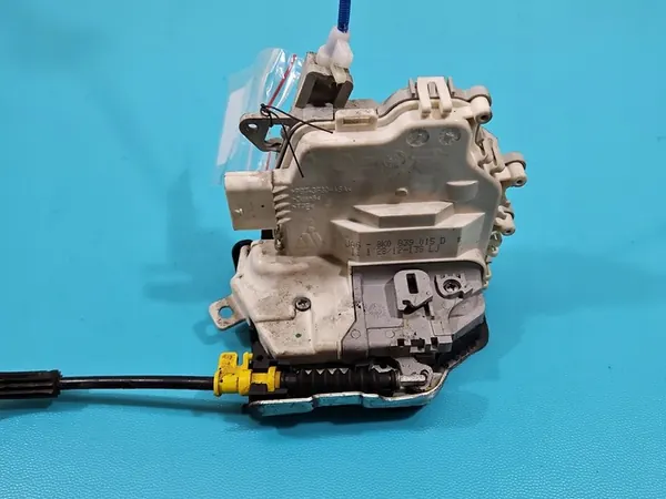 Vänster Baklås 8K0839015D Audi A8 D4 4H 5PIN image 4