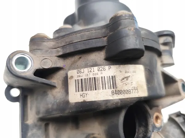 Vattenpump Audi A5 2.0 TFSI 06J121026P image 7