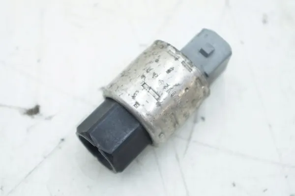 Klimatryckssensor Volvo S40 C30 C70 V50 image 2