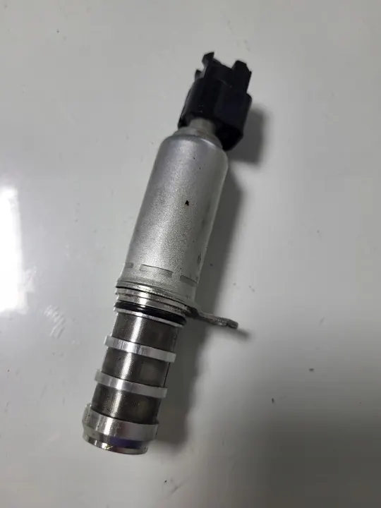 Sensor de árvore de cames OEM 24276704 para Opel Insignia image 2