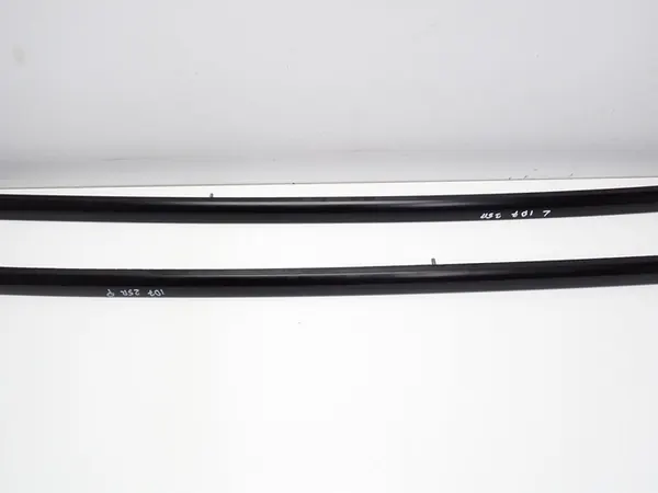 Conjunto de barras de teto VW ID.7 Kombi 14B860025A 14B860026A image 3