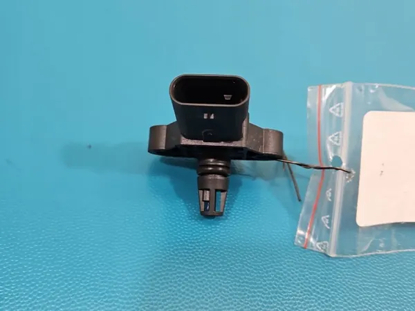Sensor de pressão de ar OEM 0261230605 Skoda Octavia IV image 3